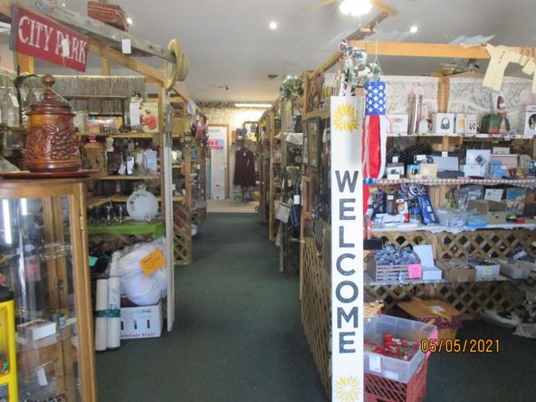 54 E Hwy 54, Hermitage, MO 65668